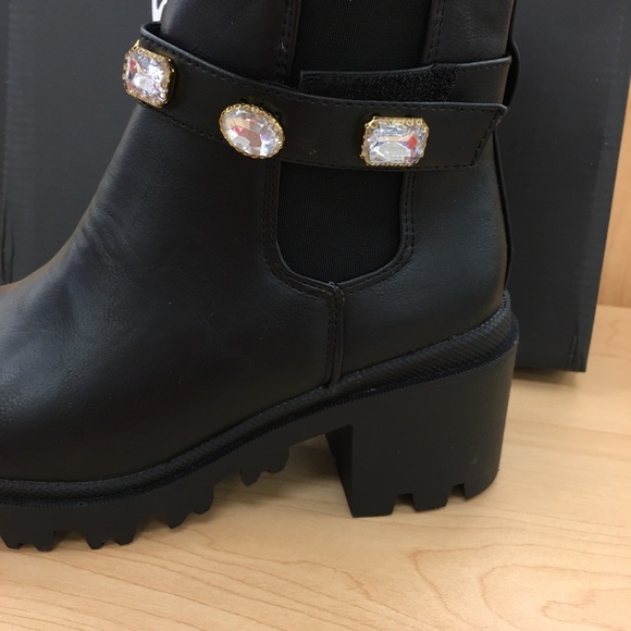 🖤💎Nicole Miller Gem Ankle Boots 🖤💎 - Picture 3 of 9